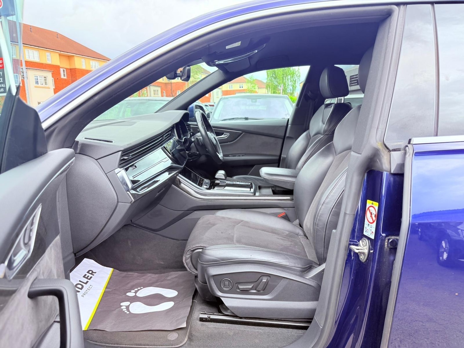 Used Audi Q8 2018 for sale - 76409474: Photo 28