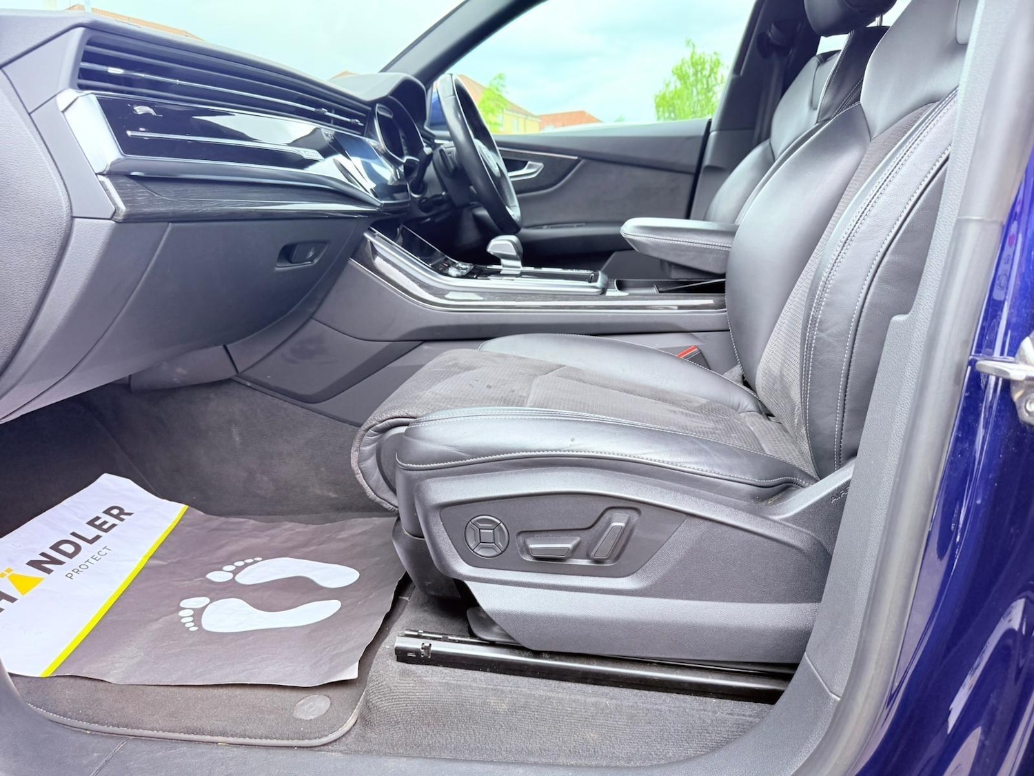 Used Audi Q8 2018 for sale - 76409474: Photo 31