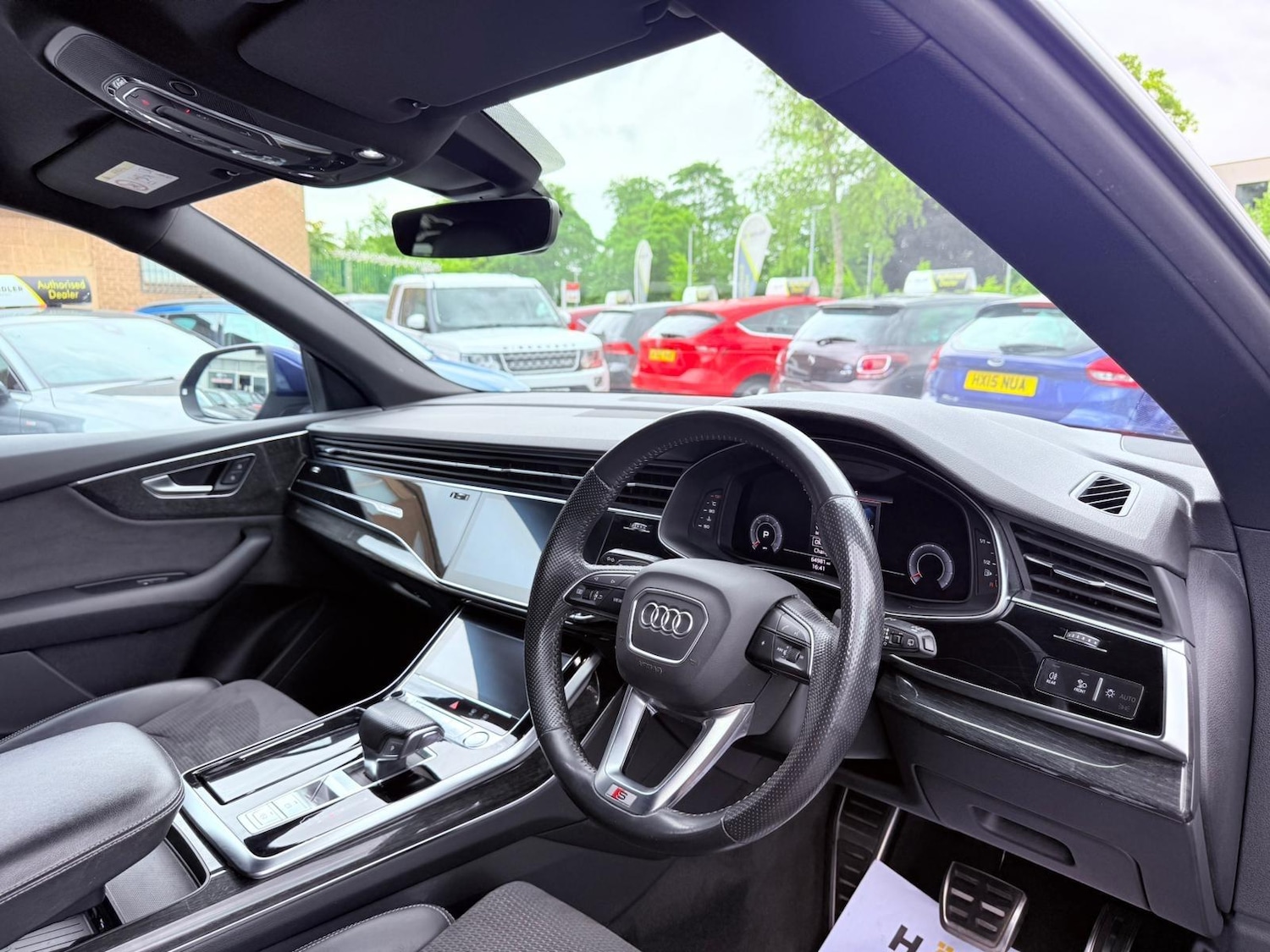 Used Audi Q8 2018 for sale - 76409474: Photo 32