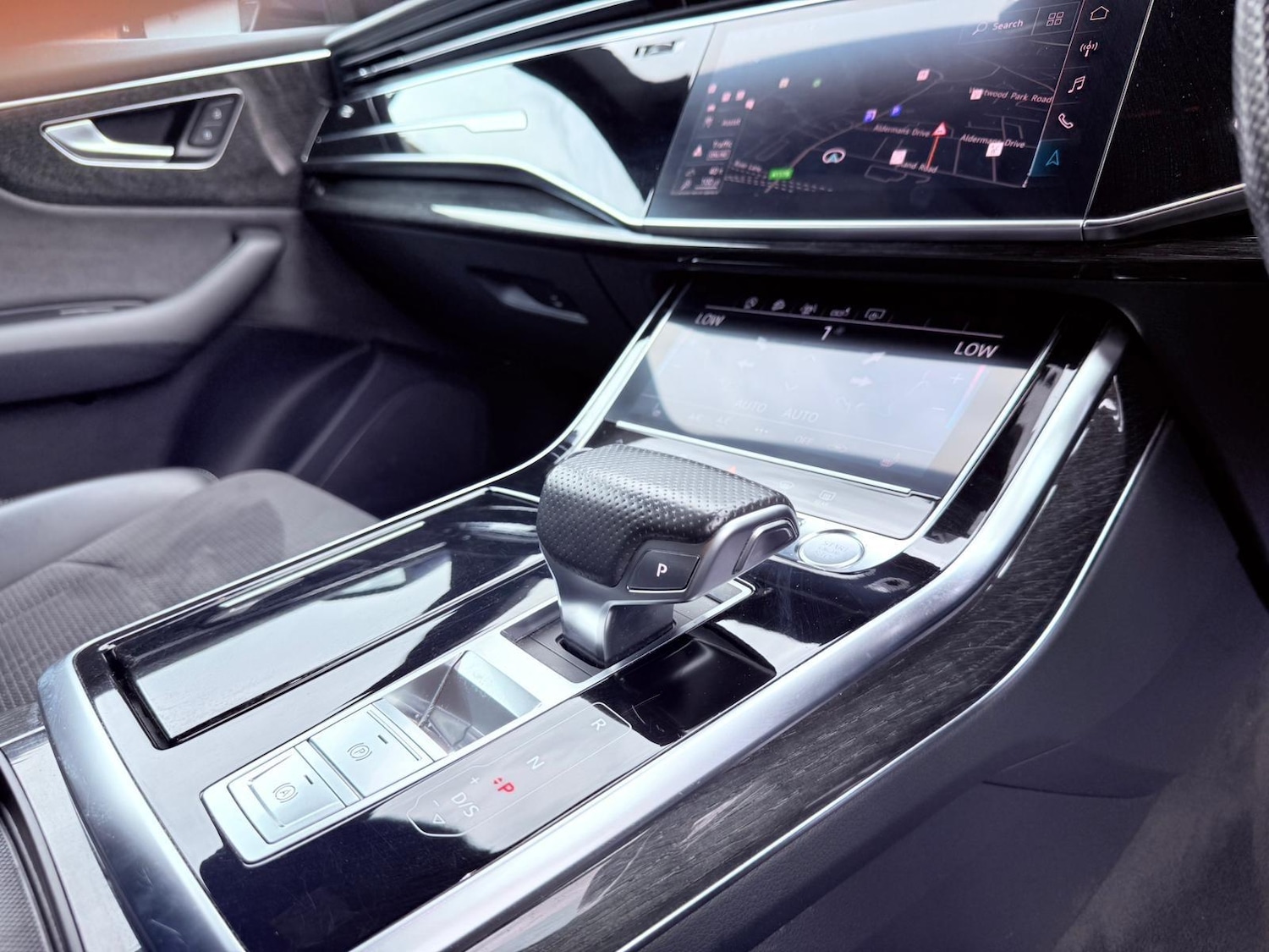 Used Audi Q8 2018 for sale - 76409474: Photo 43