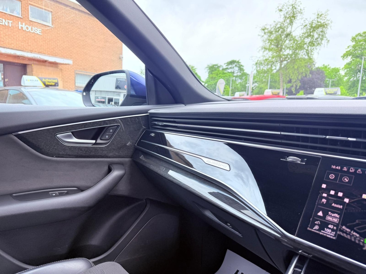 Used Audi Q8 2018 for sale - 76409474: Photo 51