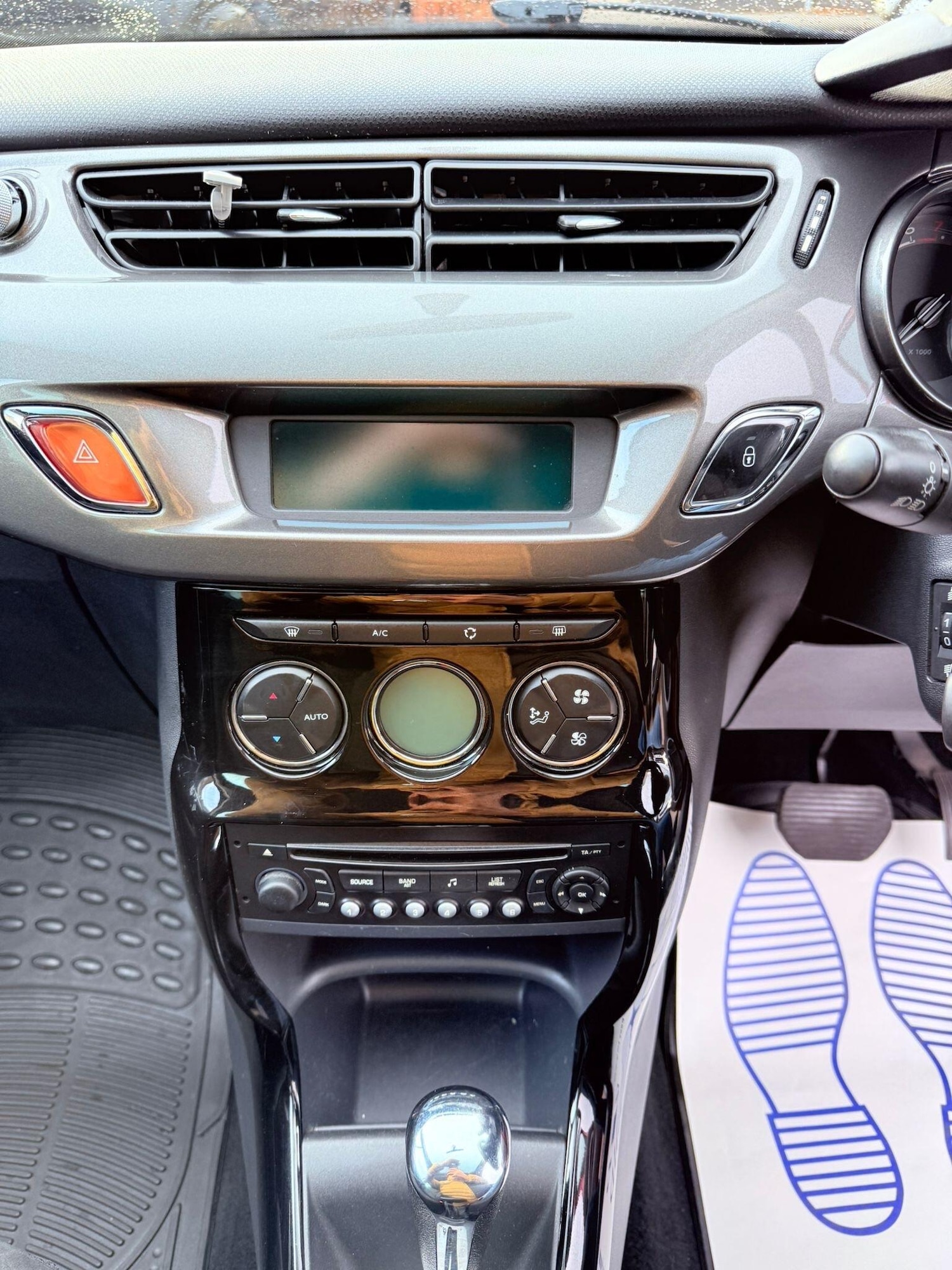 Used Citroen C3 2011 for sale - 76633561: Photo 20