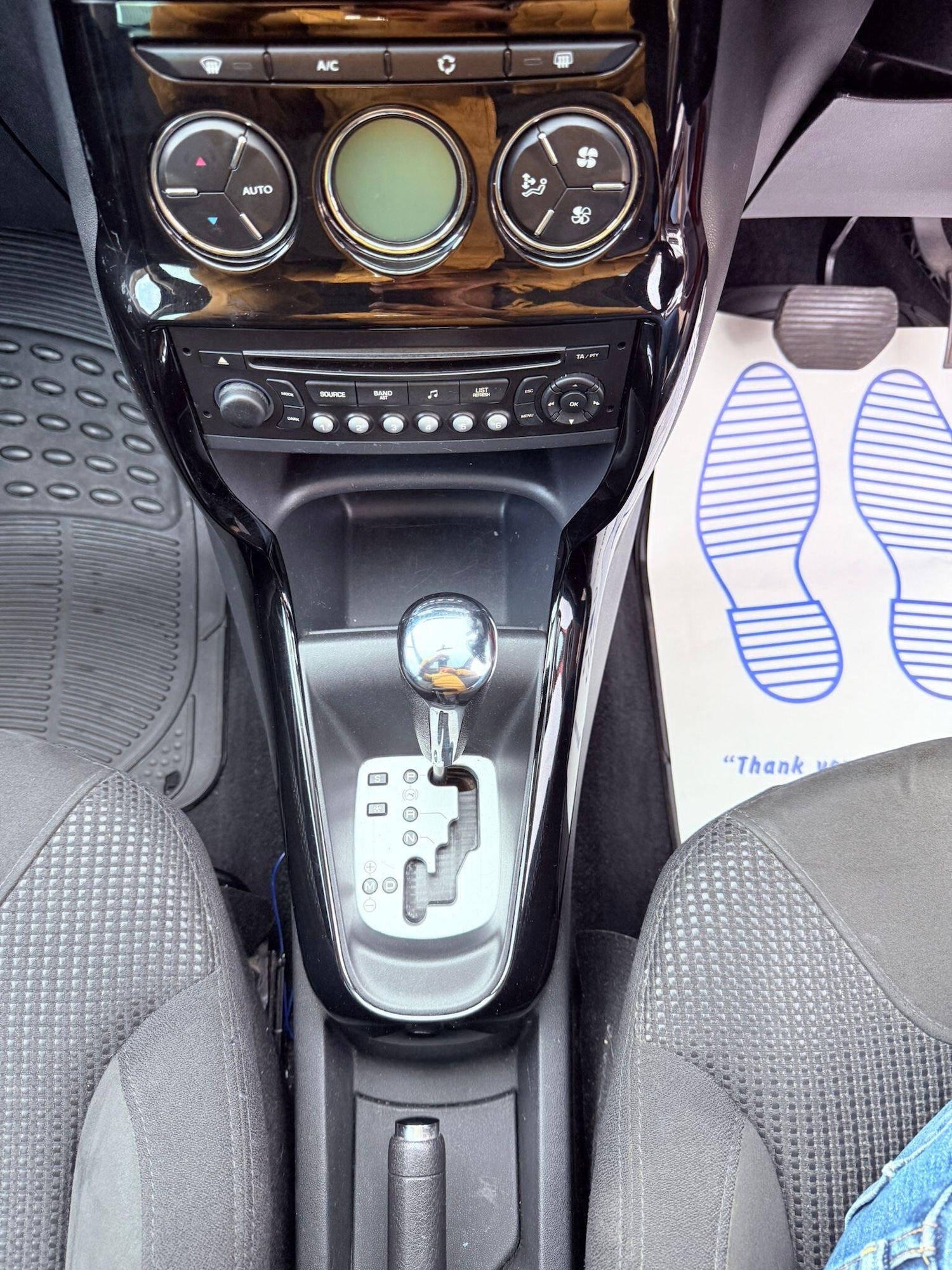 Used Citroen C3 2011 for sale - 76633561: Photo 22