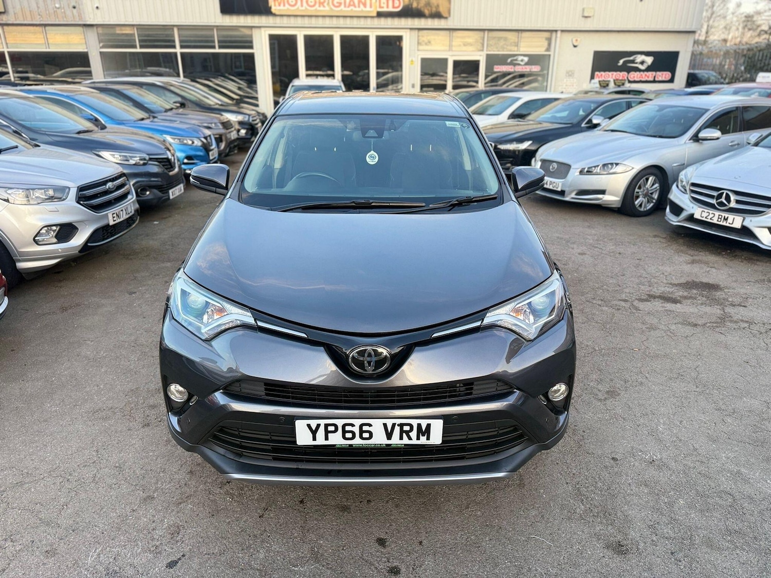 Used Toyota RAV4 2016 for sale - 76942479: Photo 12