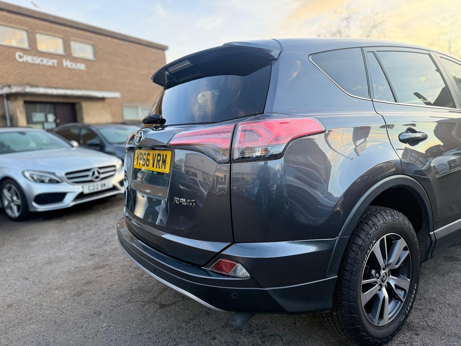 Used Toyota RAV4 2016 for sale - 76942479: Photo 14