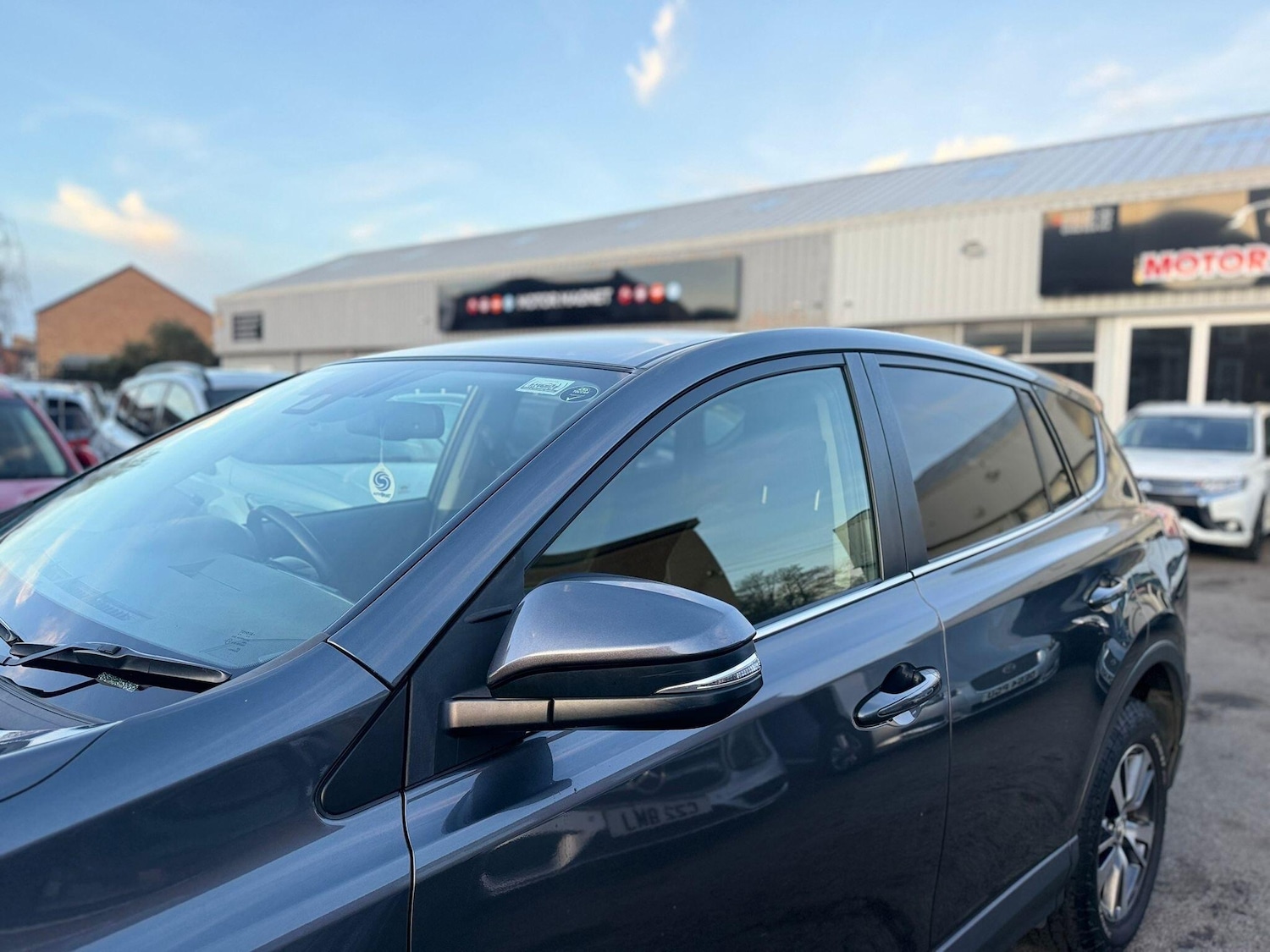 Used Toyota RAV4 2016 for sale - 76942479: Photo 18