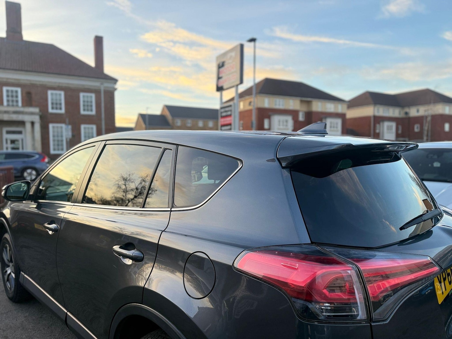 Used Toyota RAV4 2016 for sale - 76942479: Photo 20