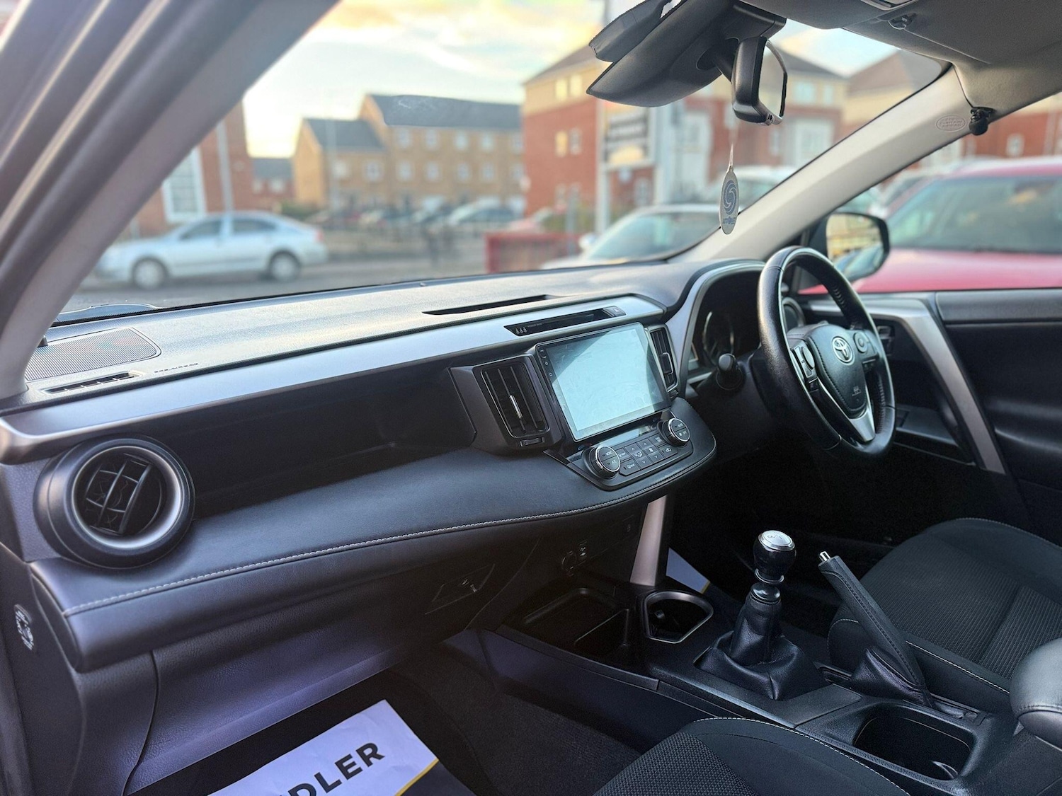 Used Toyota RAV4 2016 for sale - 76942479: Photo 26