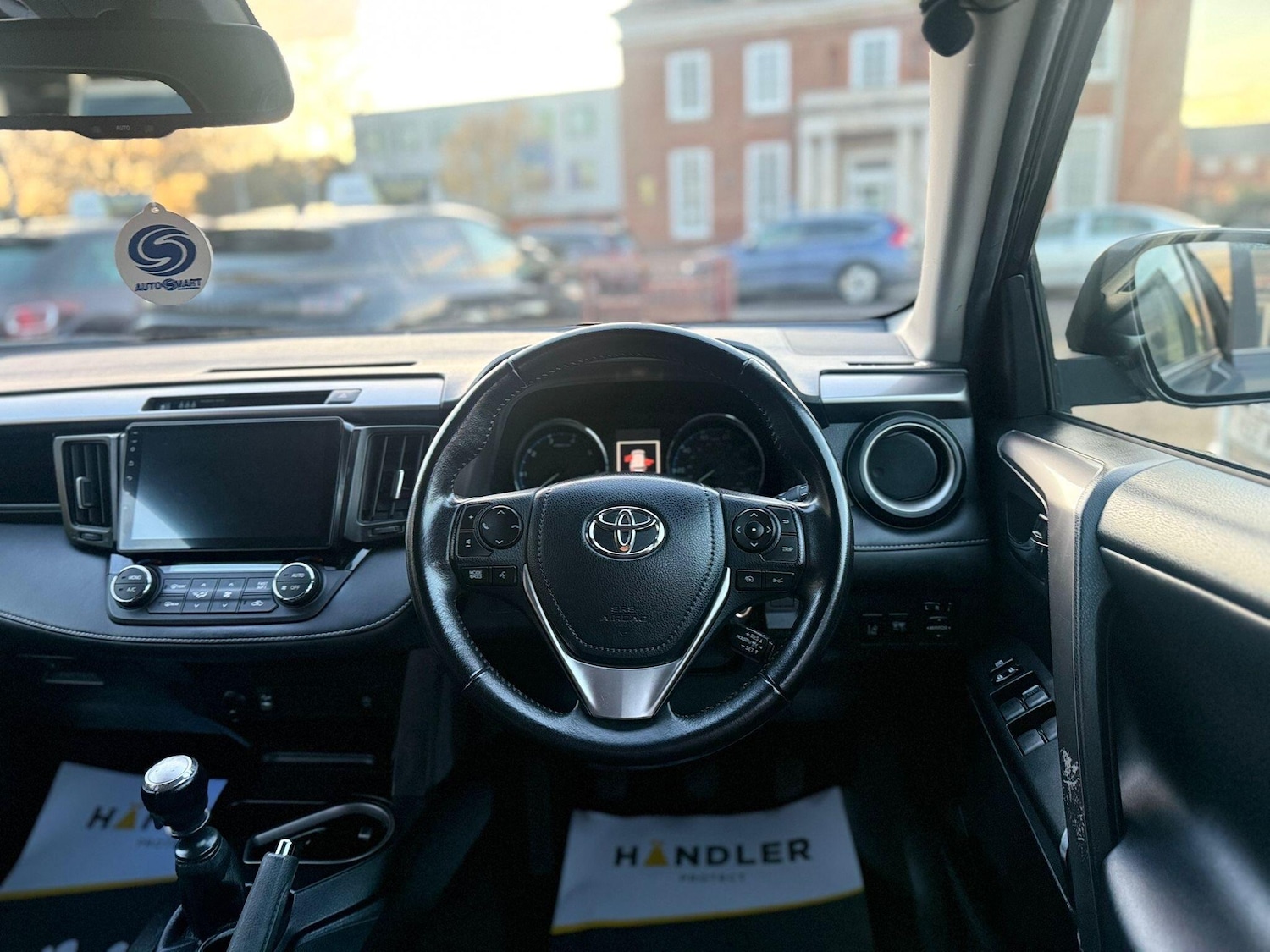 Used Toyota RAV4 2016 for sale - 76942479: Photo 33