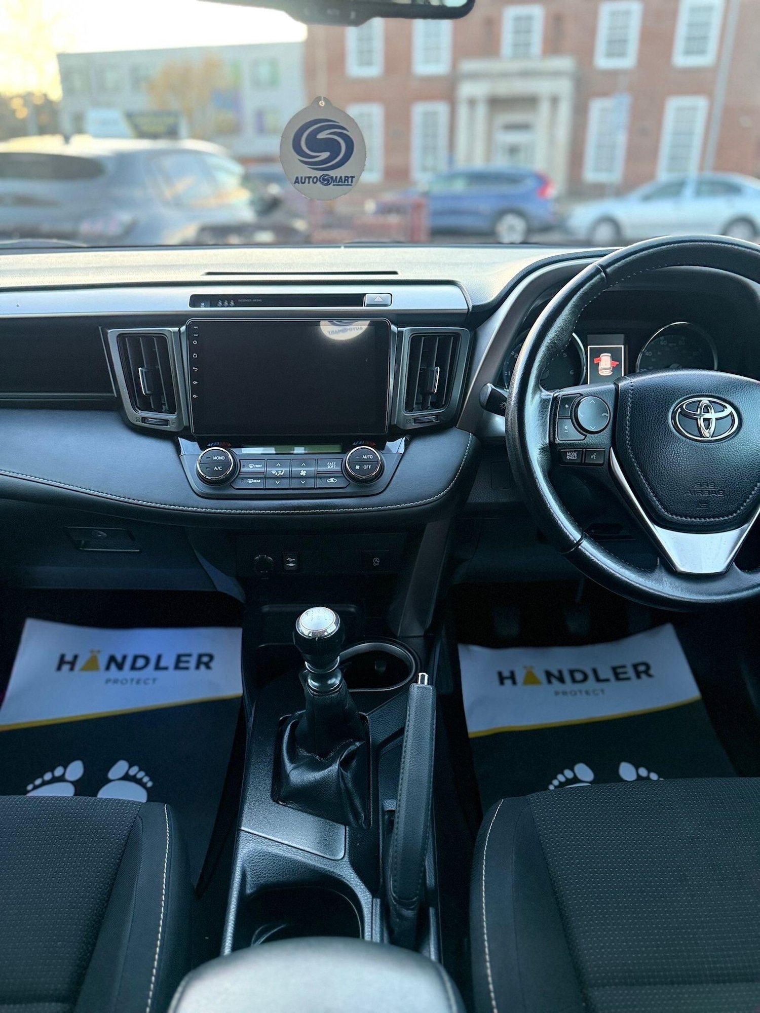 Used Toyota RAV4 2016 for sale - 76942479: Photo 35