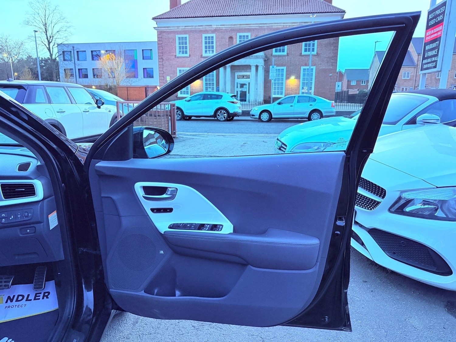 Used Kia Niro 2016 for sale - 77559319: Photo 46