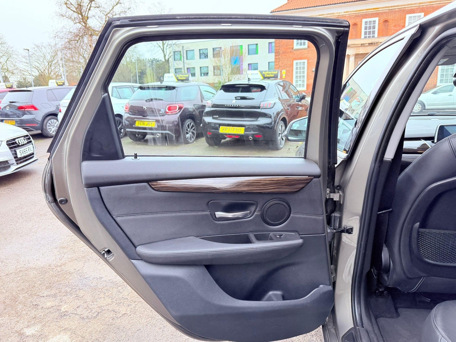 Used BMW 2 Series 2017 for sale - 77314701: Photo 41