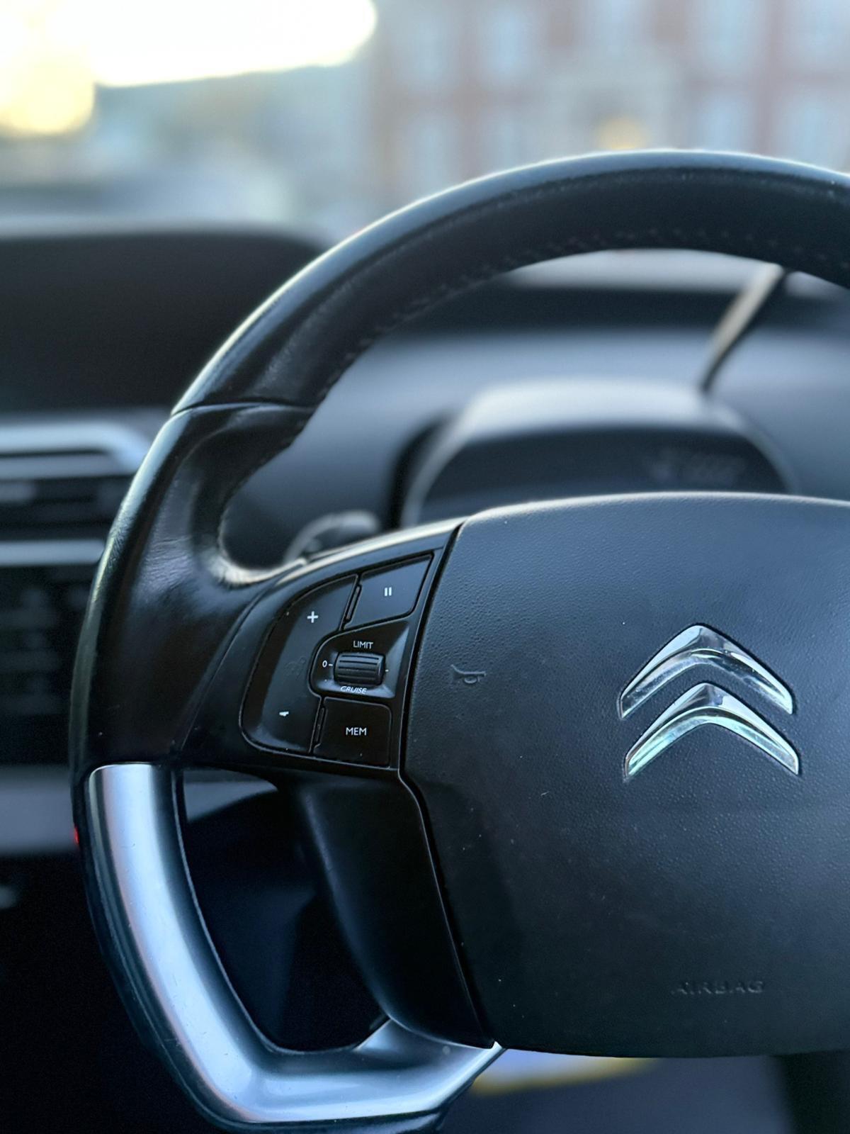 Used Citroen C4 Grand Picasso 2016 for sale - 76953053: Photo 27