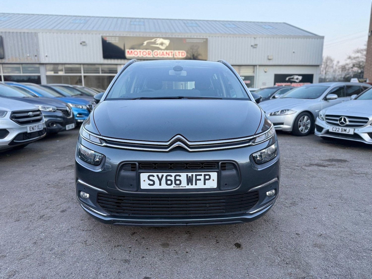 Used Citroen C4 Grand Picasso 2016 for sale - 76953053: Photo 3