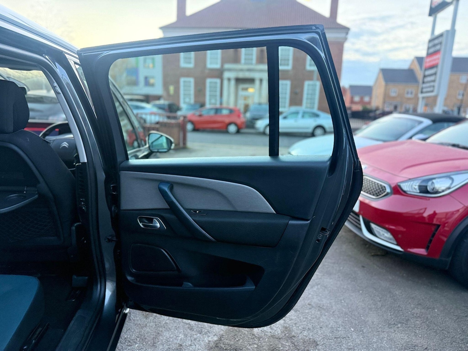 Used Citroen C4 Grand Picasso 2016 for sale - 76953053: Photo 43