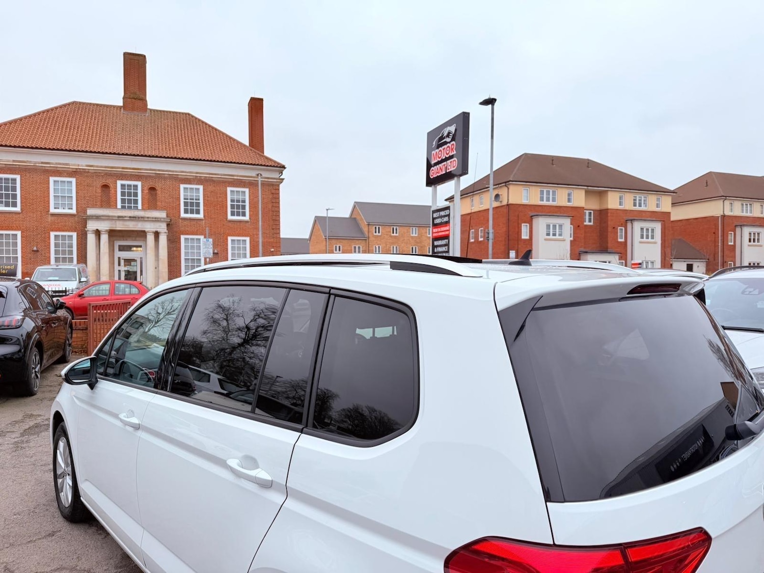 Used Volkswagen Touran 2019 for sale - 77040140: Photo 18