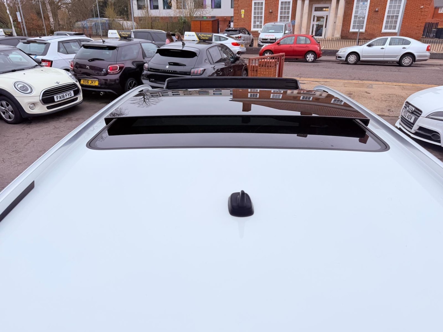 Used Volkswagen Touran 2019 for sale - 77040140: Photo 24