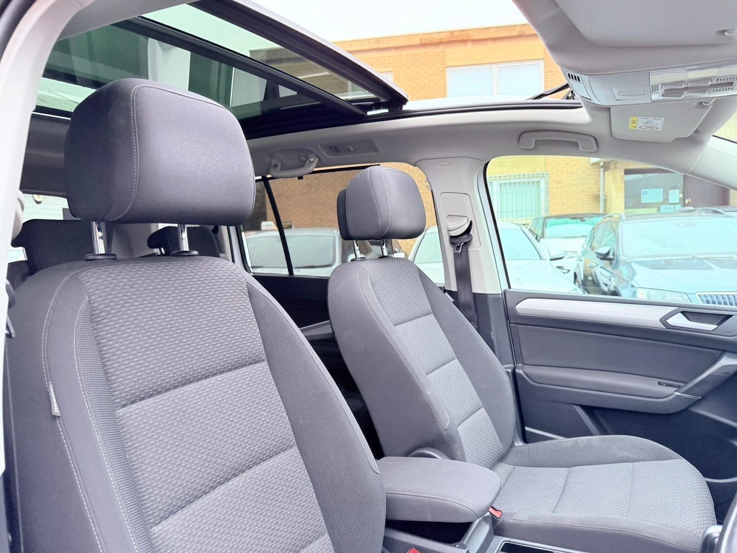 Used Volkswagen Touran 2019 for sale - 77040140: Photo 29