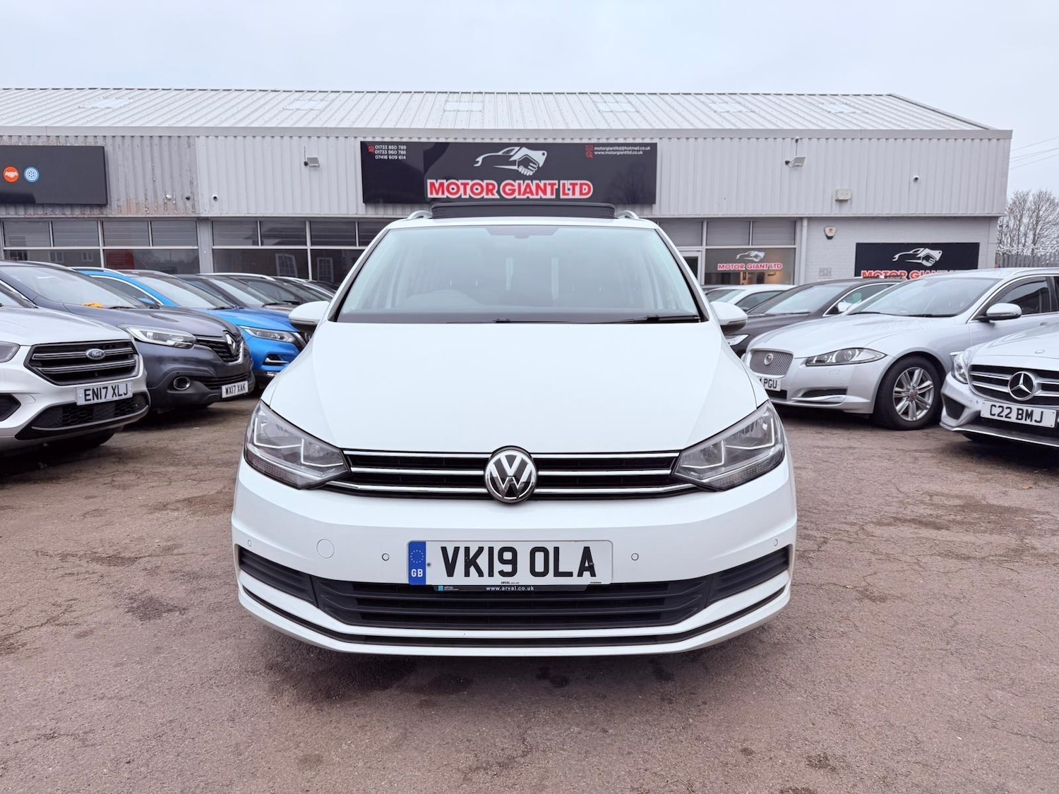 Used Volkswagen Touran 2019 for sale - 77040140: Photo 3