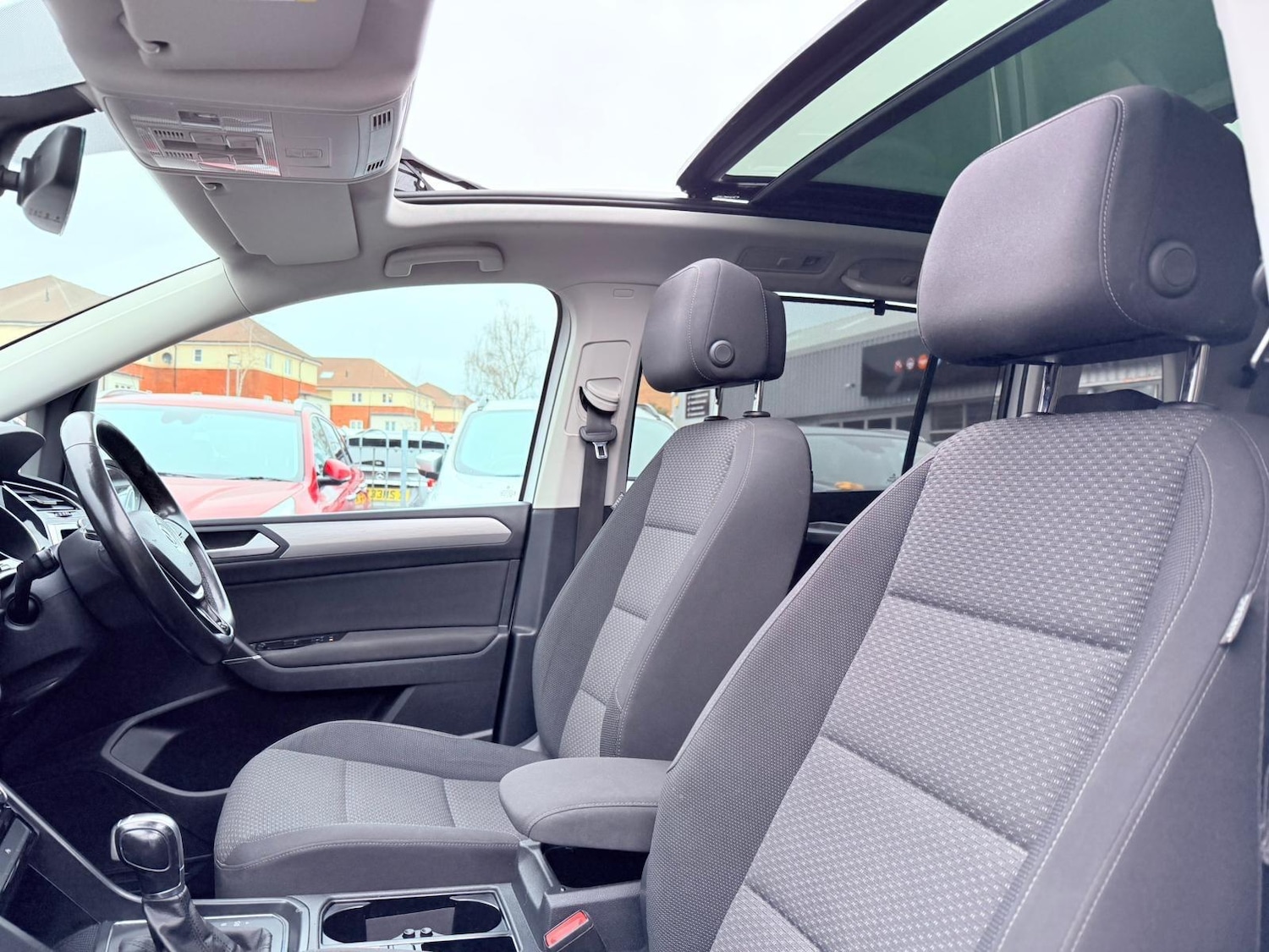 Used Volkswagen Touran 2019 for sale - 77040140: Photo 30