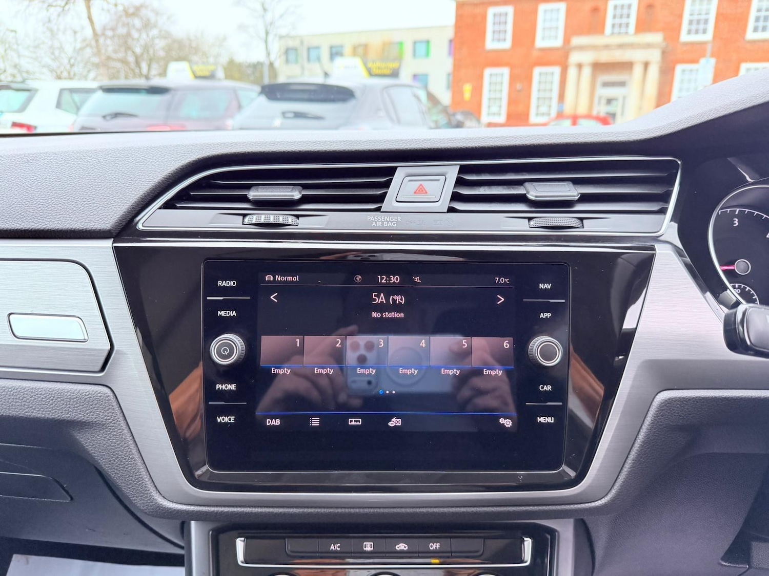 Used Volkswagen Touran 2019 for sale - 77040140: Photo 39