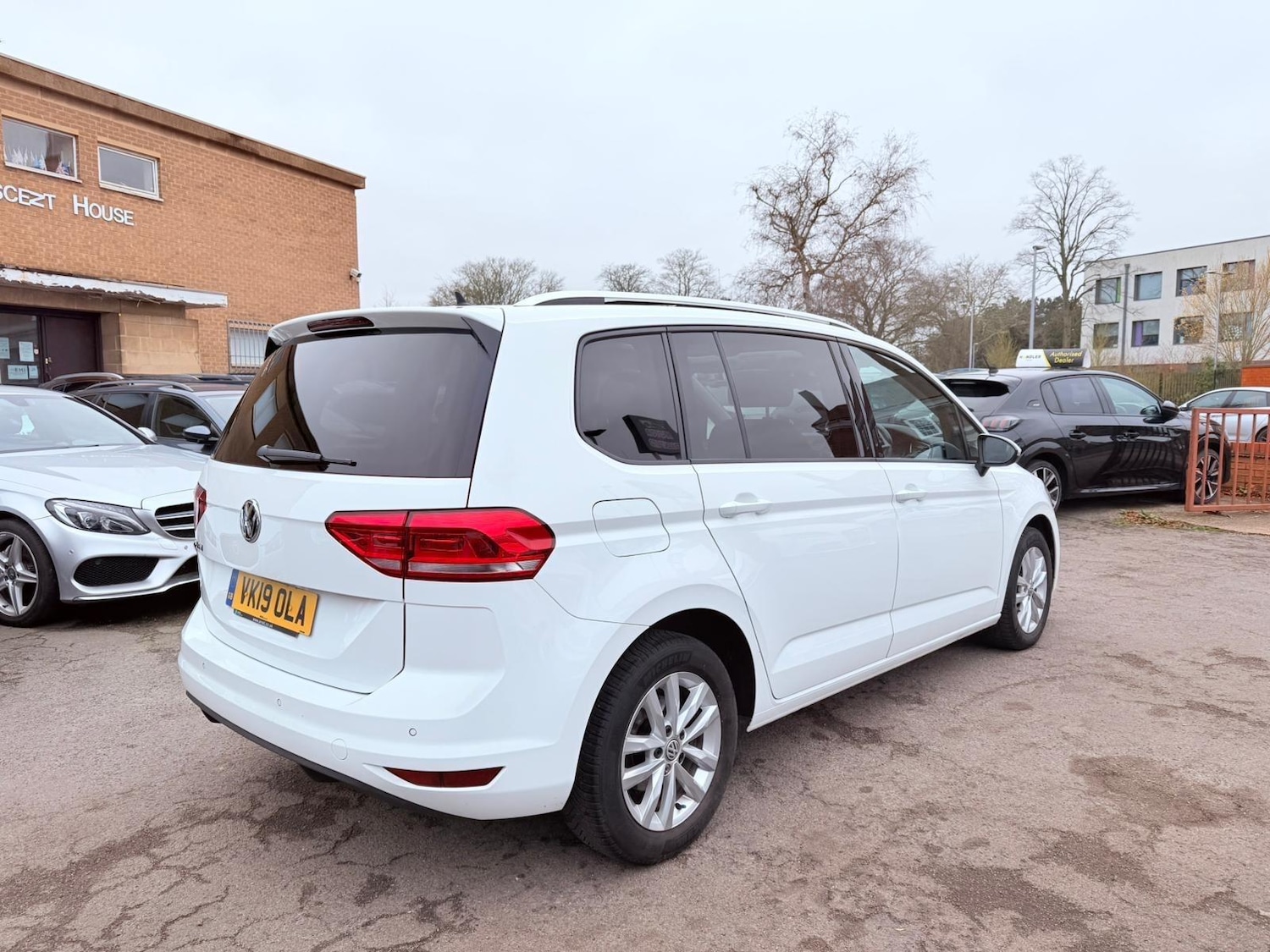 Used Volkswagen Touran 2019 for sale - 77040140: Photo 4