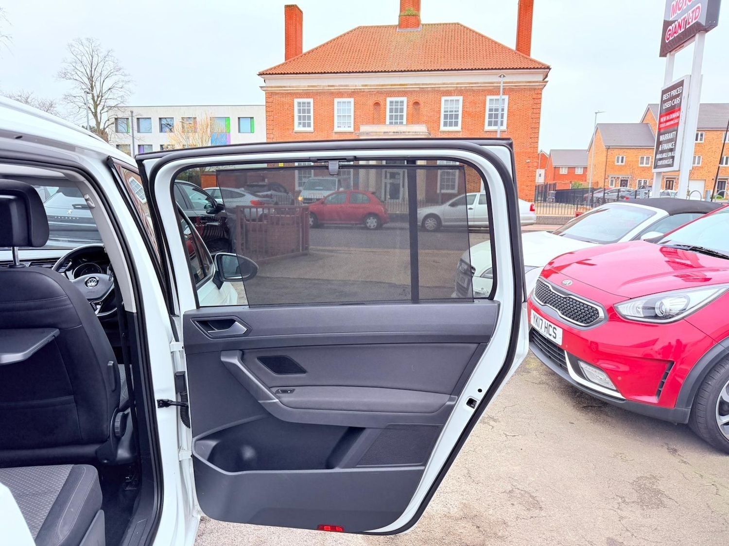 Used Volkswagen Touran 2019 for sale - 77040140: Photo 50