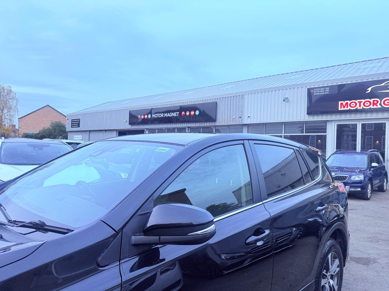 Used Toyota RAV4 2017 for sale - 76424059: Photo 16