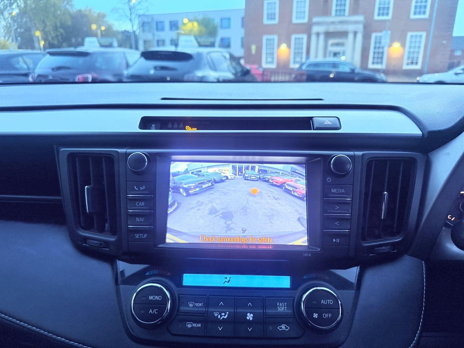 Used Toyota RAV4 2017 for sale - 76424059: Photo 33