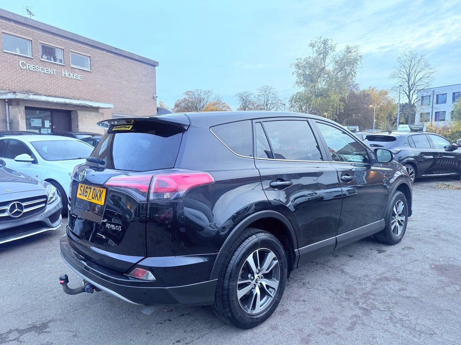 Used Toyota RAV4 2017 for sale - 76424059: Photo 4