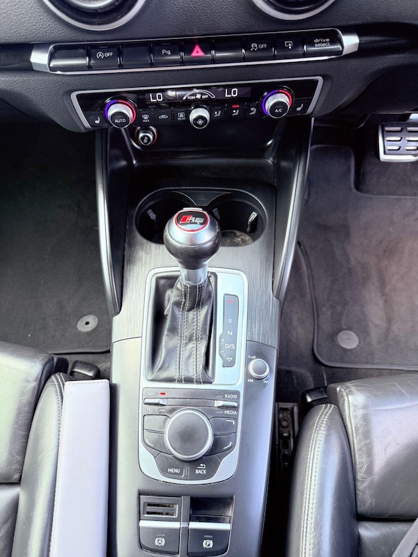 Used Audi RS3 2016 for sale - 75657543: Photo 48