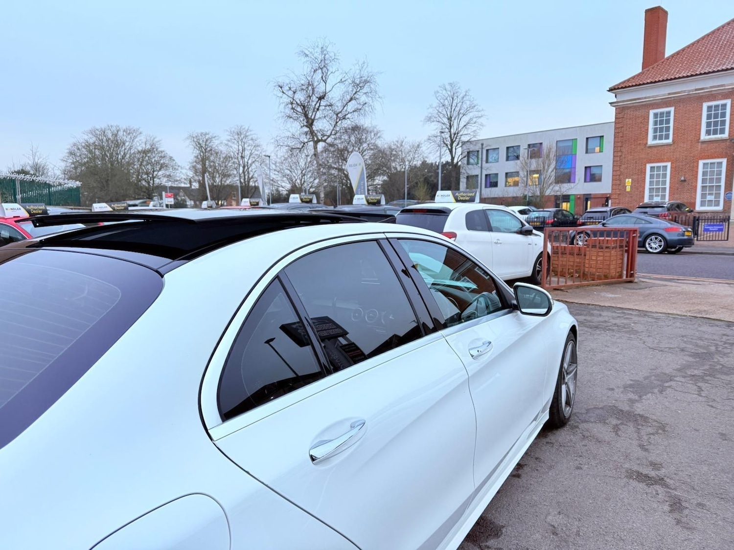 Used Mercedes-Benz C Class 2015 for sale - 77120069: Photo 17