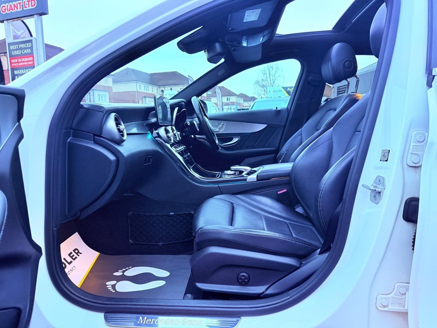 Used Mercedes-Benz C Class 2015 for sale - 77120069: Photo 26