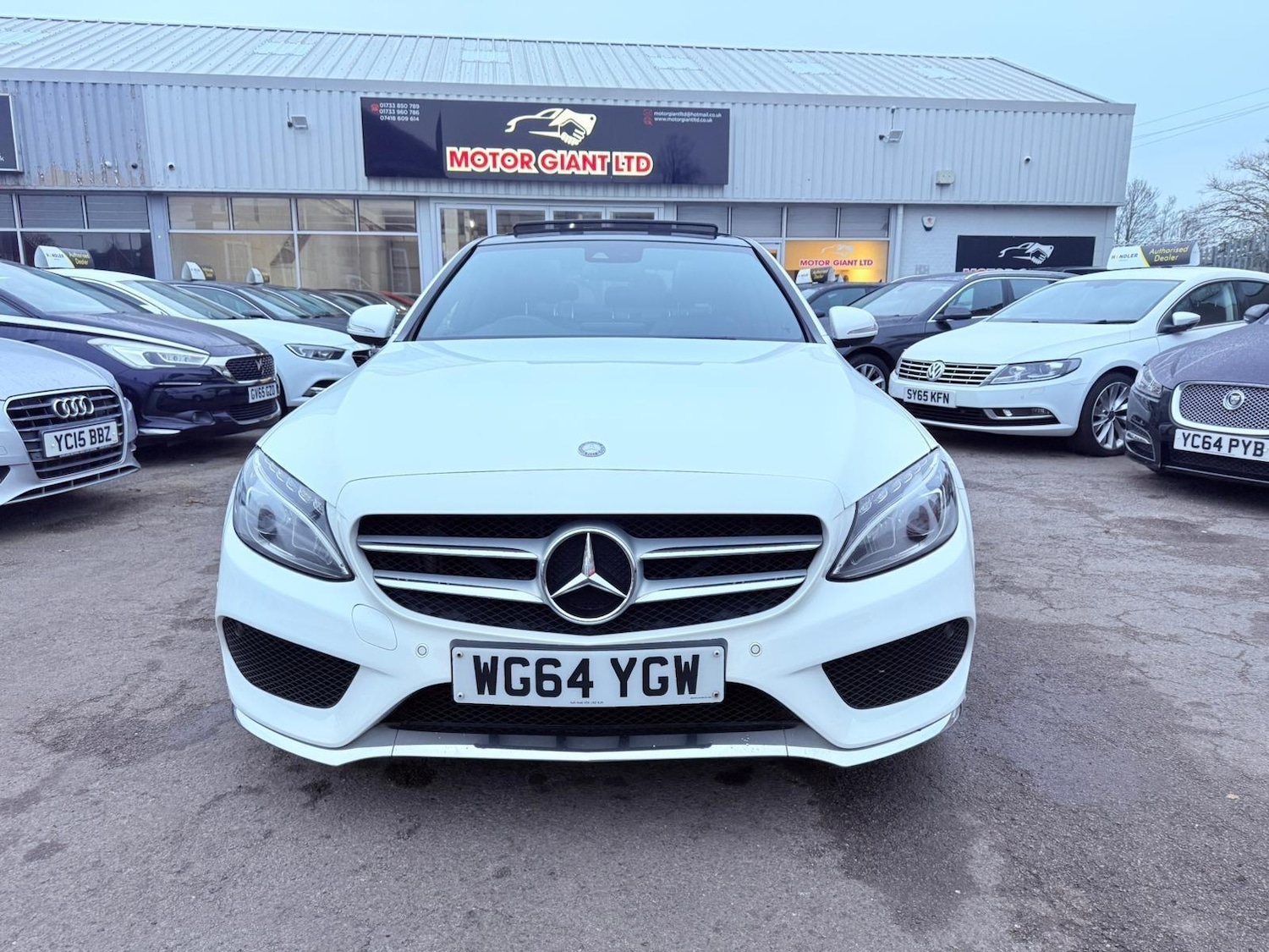 Used Mercedes-Benz C Class 2015 for sale - 77120069: Photo 3