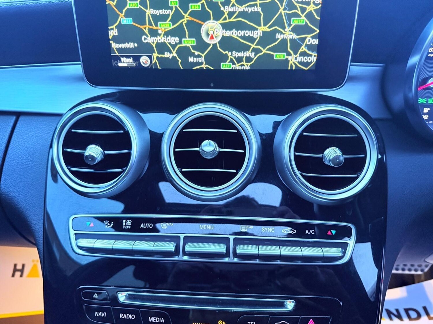 Used Mercedes-Benz C Class 2015 for sale - 77120069: Photo 40