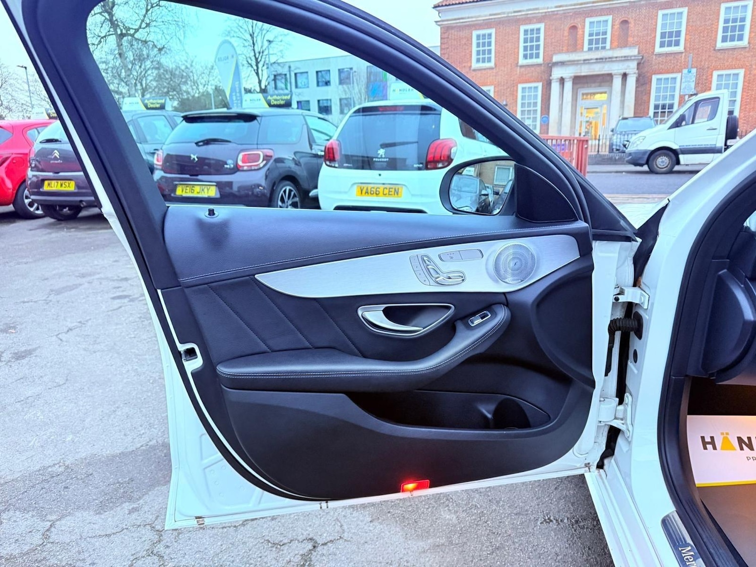 Used Mercedes-Benz C Class 2015 for sale - 77120069: Photo 55