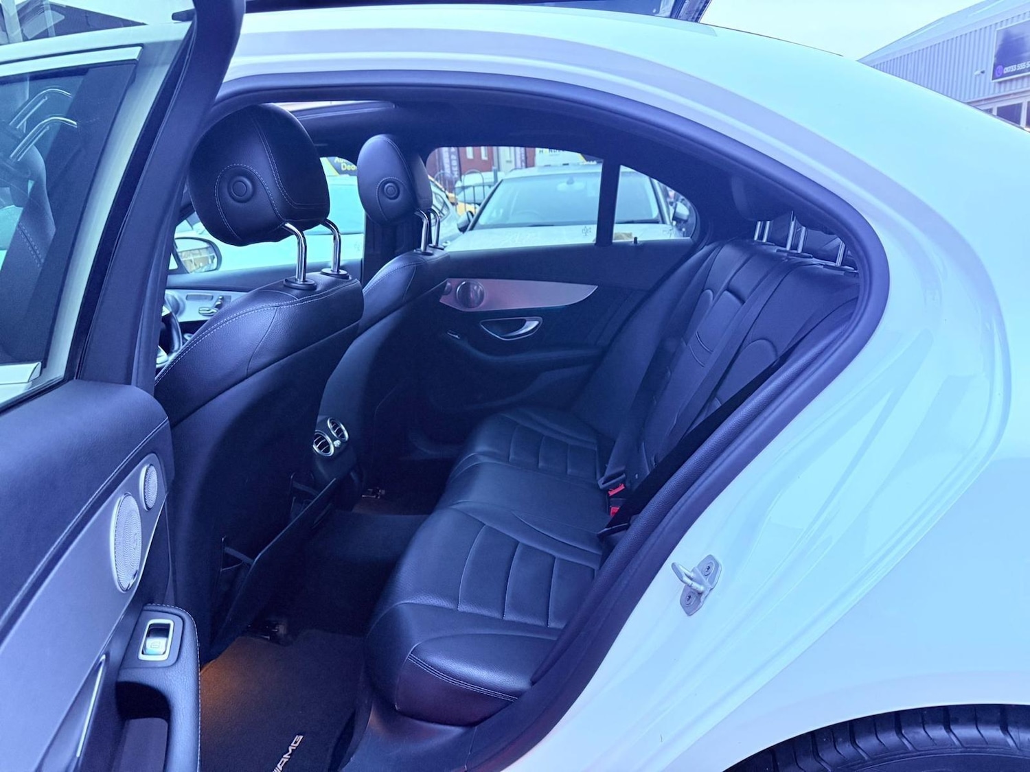 Used Mercedes-Benz C Class 2015 for sale - 77120069: Photo 60