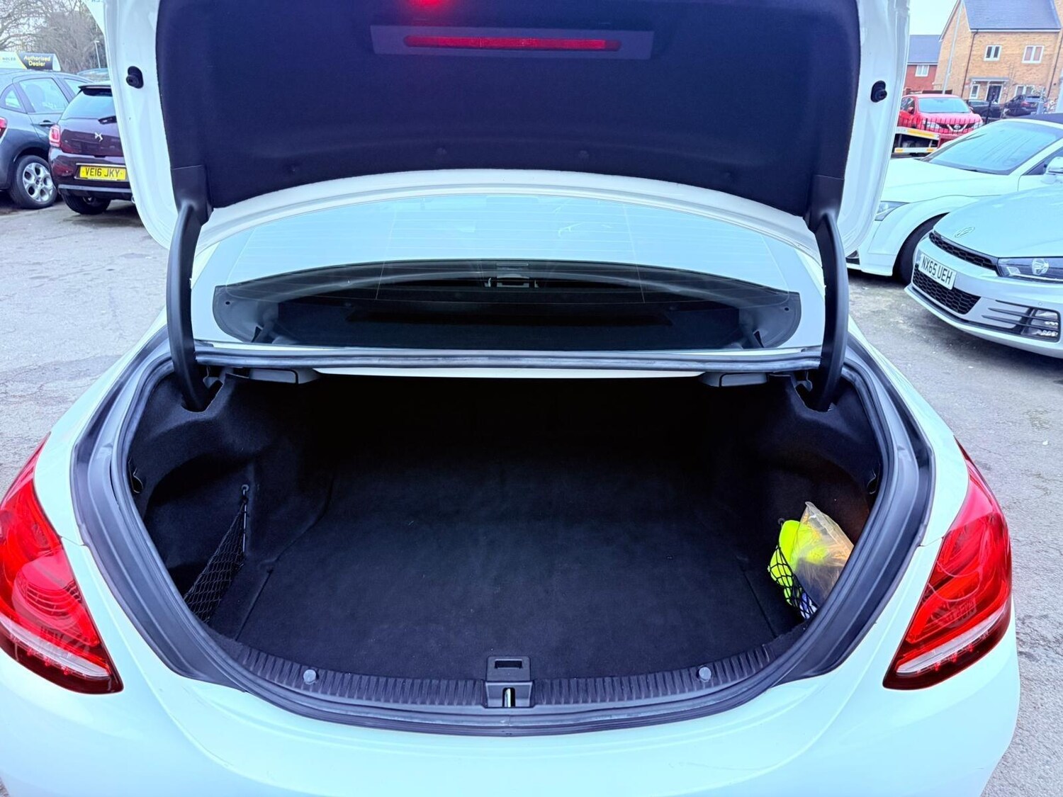 Used Mercedes-Benz C Class 2015 for sale - 77120069: Photo 61