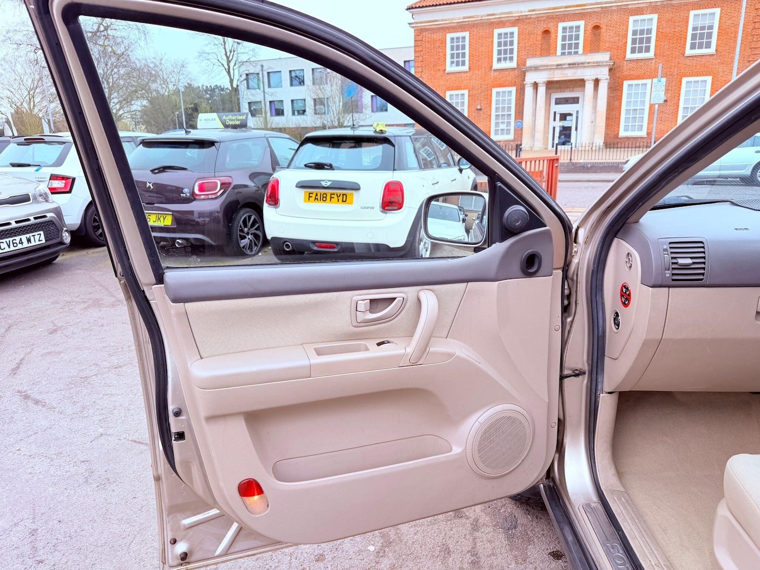 Used Kia Sorento 2009 for sale - 77799370: Photo 35