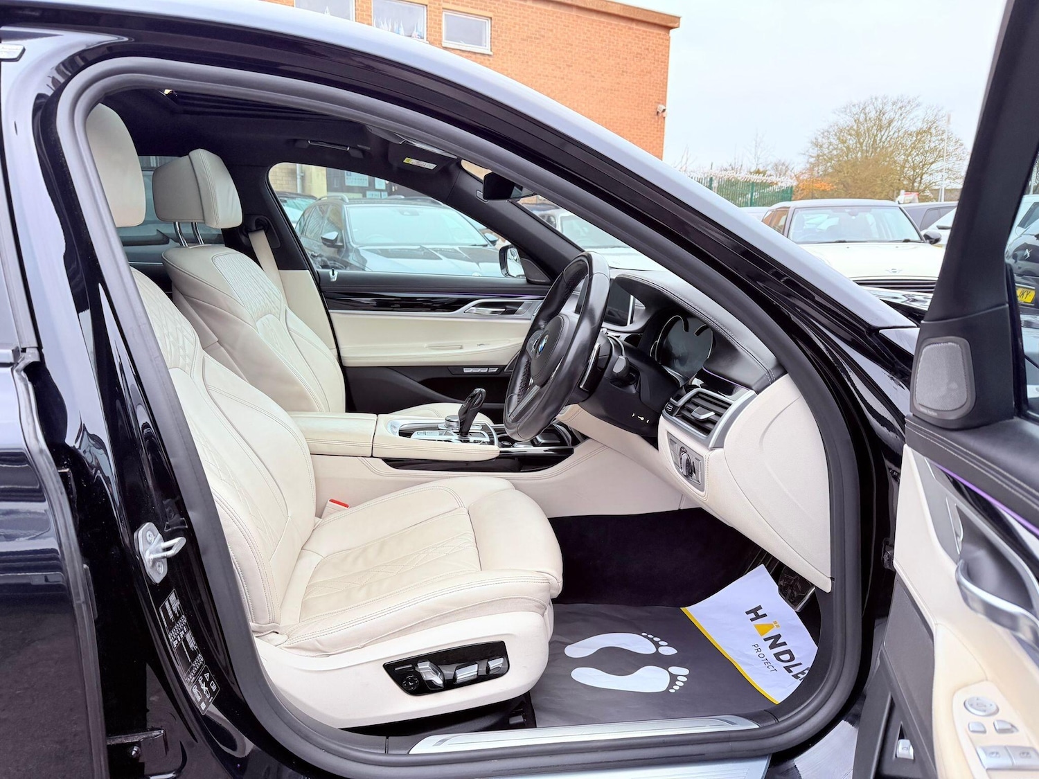 Used BMW 7 Series 2018 for sale - 77060423: Photo 33