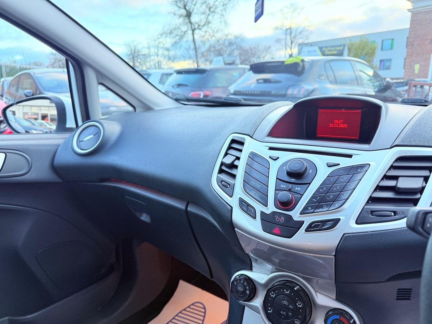 Used Ford Fiesta 2012 for sale - 76634034: Photo 20