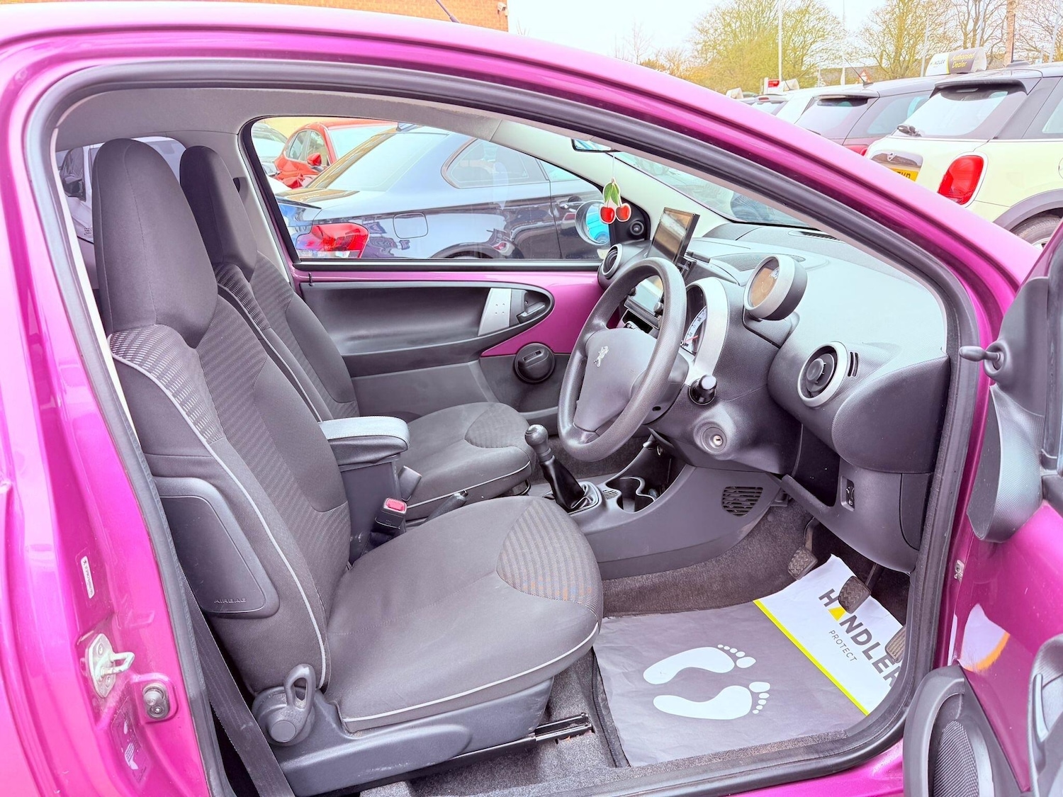 Used Peugeot 107 2012 for sale - 77798968: Photo 18