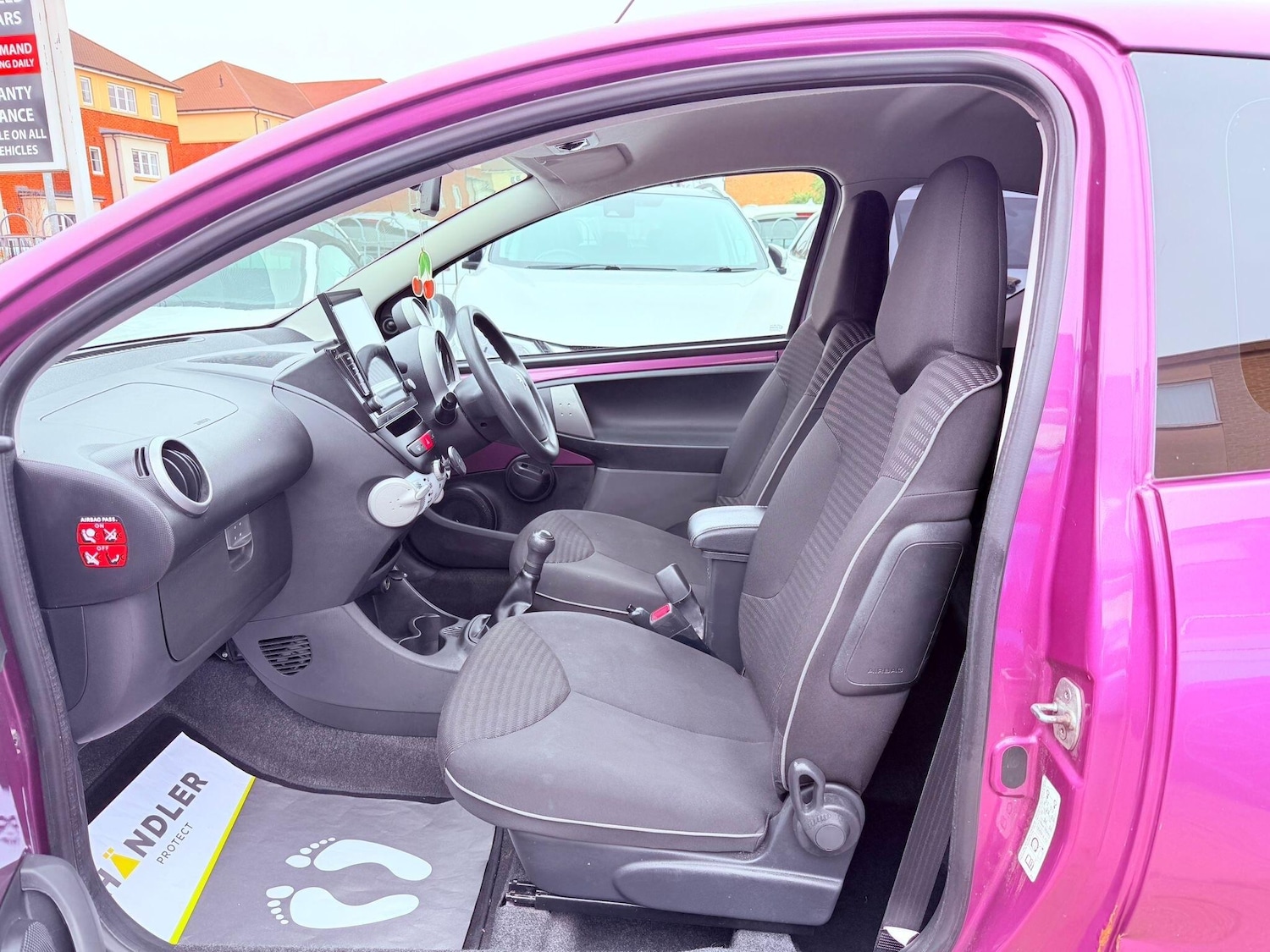 Used Peugeot 107 2012 for sale - 77798968: Photo 19