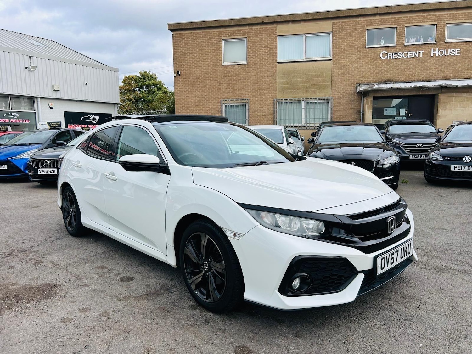 Used Honda Civic 2017 for sale - 76175414: Photo 2