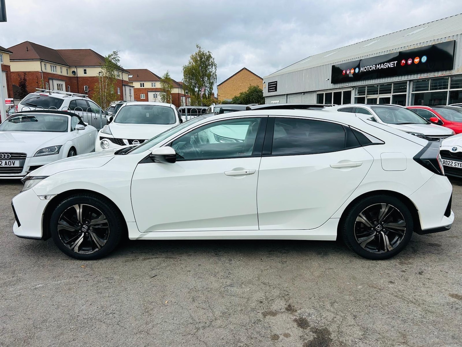 Used Honda Civic 2017 for sale - 76175414: Photo 21