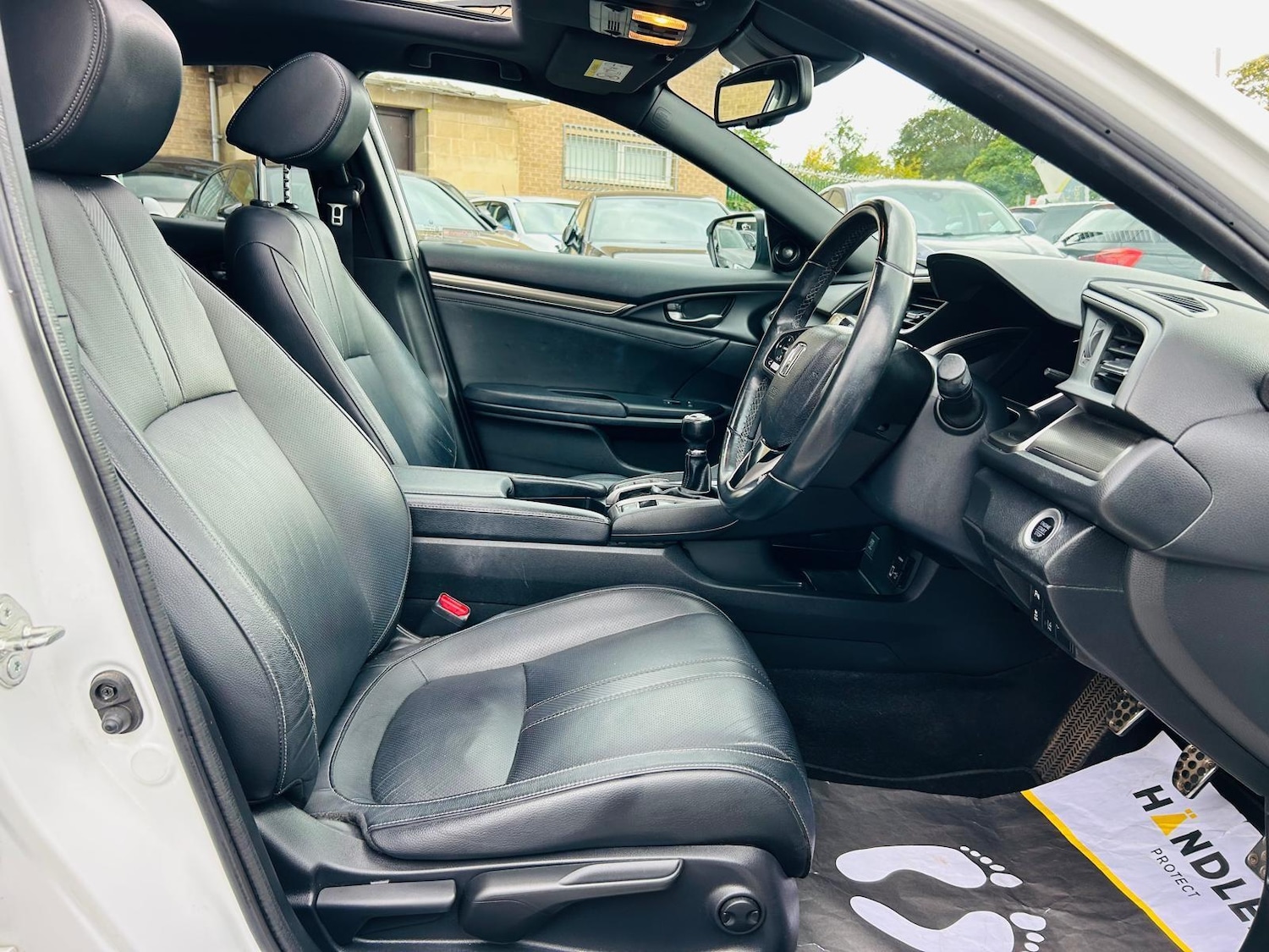 Used Honda Civic 2017 for sale - 76175414: Photo 22