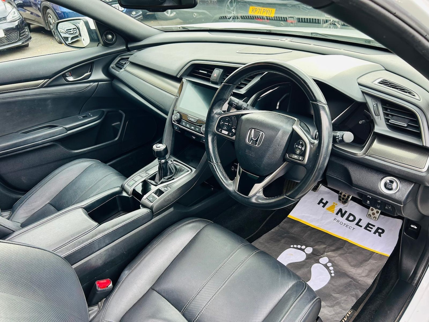 Used Honda Civic 2017 for sale - 76175414: Photo 26