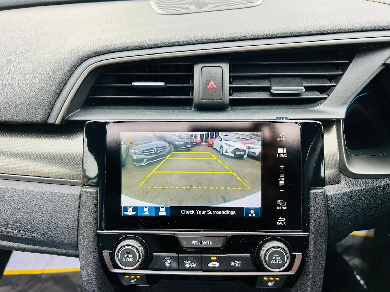 Used Honda Civic 2017 for sale - 76175414: Photo 33