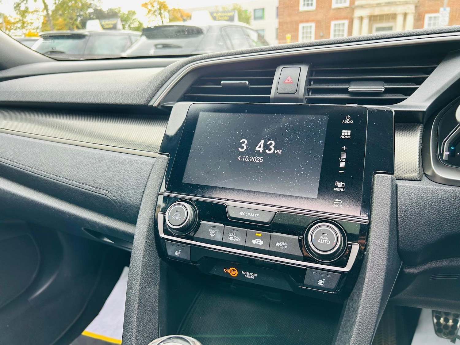 Used Honda Civic 2017 for sale - 76175414: Photo 37