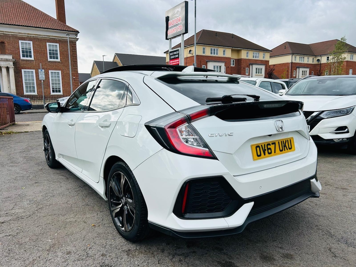 Used Honda Civic 2017 for sale - 76175414: Photo 4